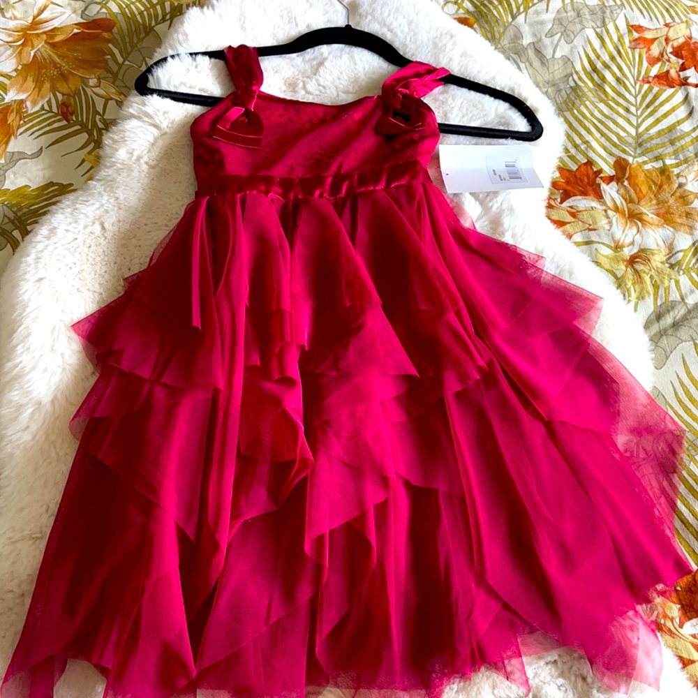 Girls dress
